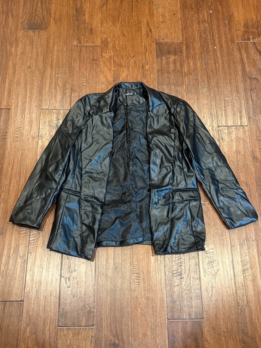 Size 10 Women’s Black Faux Leather Blazer Jacket - Picture 2 of 8